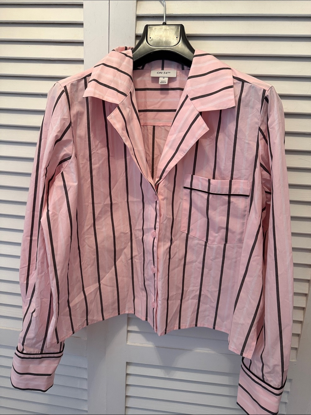 New on 34 th  Pink Striped Notch-Collar Button Jacket M
